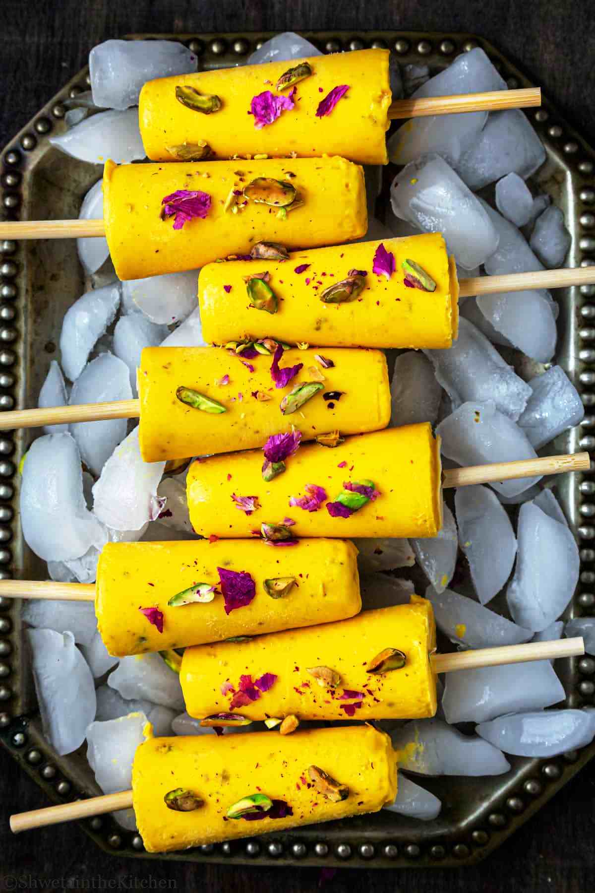 CHAKKIWALLE - Kesar Pista Kulfi | Dessert | Matka Kulfi | A2 Cow Milk | Natural Dry Fruits | No Starch | No Colors | No Preservative | No Essence | Lab Tested