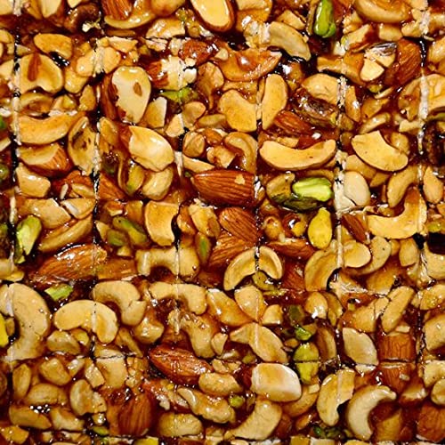 CHAKKIWALLE Dry Fruit Chikki | Premium Date Bites | Dry Fruit Barfi | Healthy and Delicious | No Added Sugar Sweets | Indian mithai | Gift Pack | Made with Dates, Pistachios, Cashew nuts, Almonds, Honey and Pure Ghee