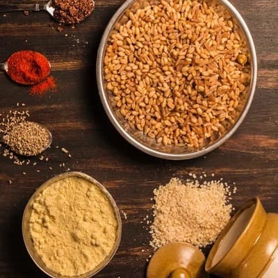 Chakkiwalle Missi Roti Flour | Gluten Free Multigrain Flour | High in Protein, Vitamins, Minerals and Micronutrients | 100% Gluten Free Veg Ingredients
